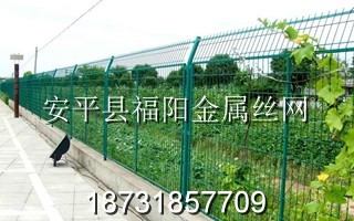 高速公路護欄網
